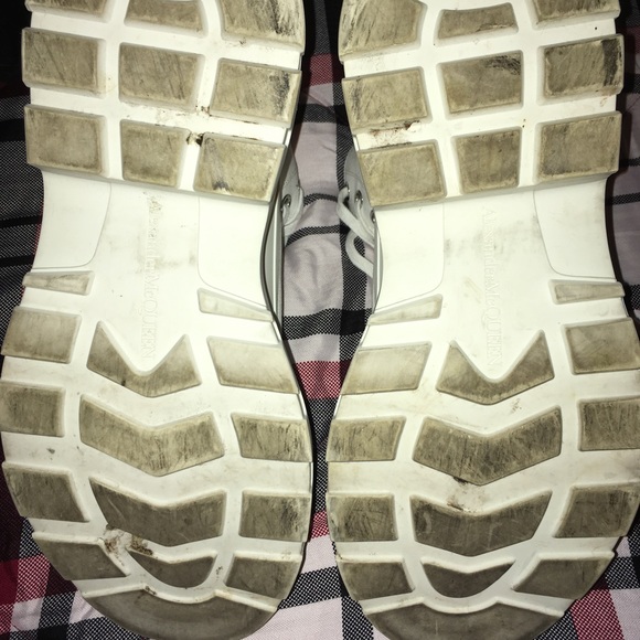 Alexander McQueen shoes in decent off white color size 10 1/2 - Picture 3 of 5